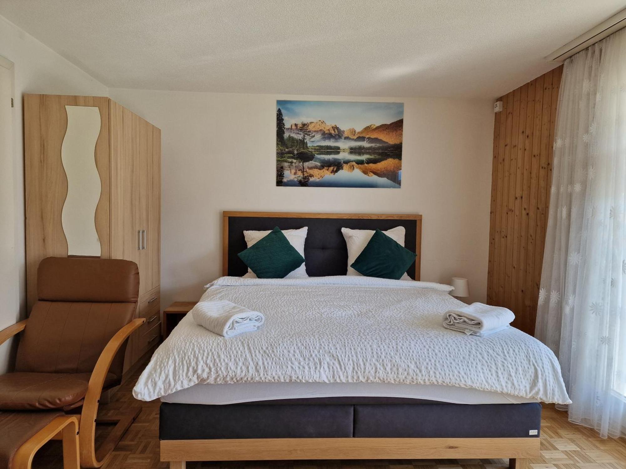 Lake Facing Studio Niederried bei Interlaken Εξωτερικό φωτογραφία