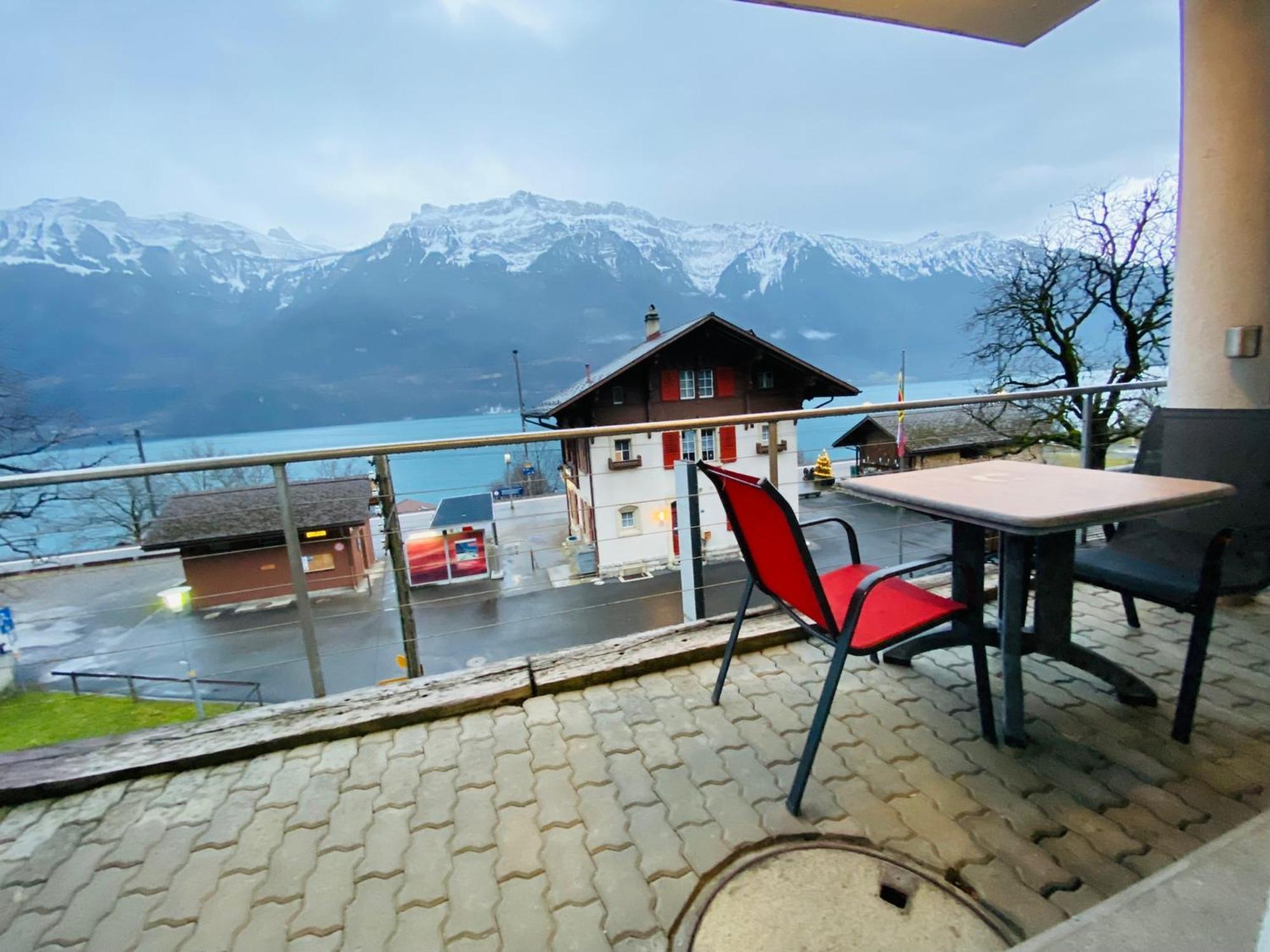 Lake Facing Studio Niederried bei Interlaken Εξωτερικό φωτογραφία