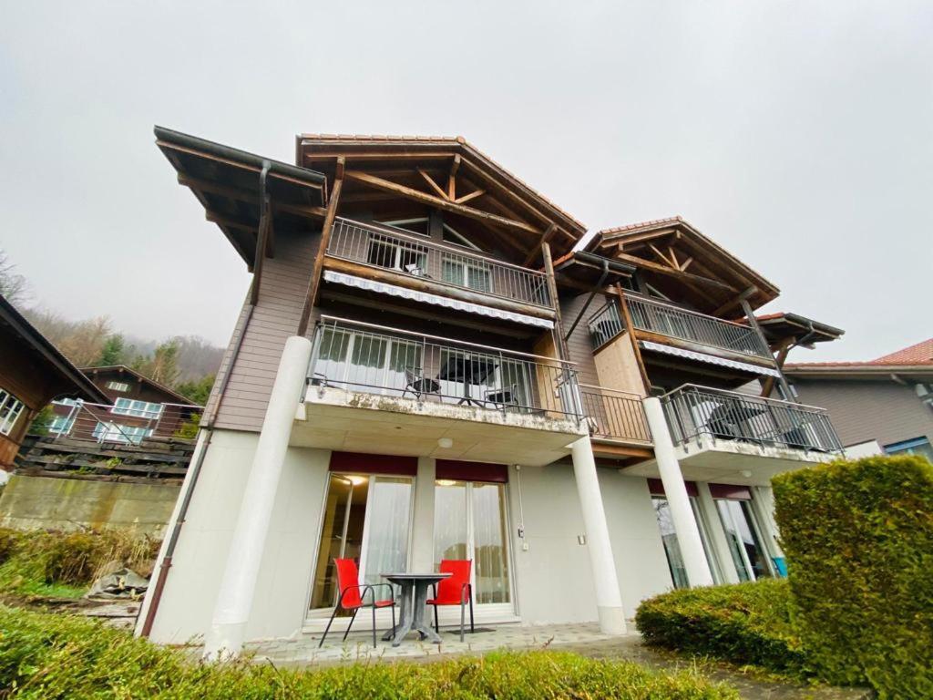 Lake Facing Studio Niederried bei Interlaken Εξωτερικό φωτογραφία